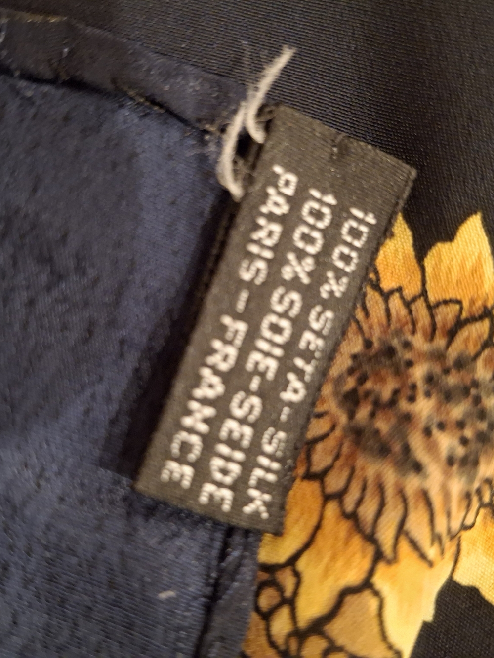 Hermes Navy, Red & Gold Sunflower Silk Scarf - Picture 4 of 5